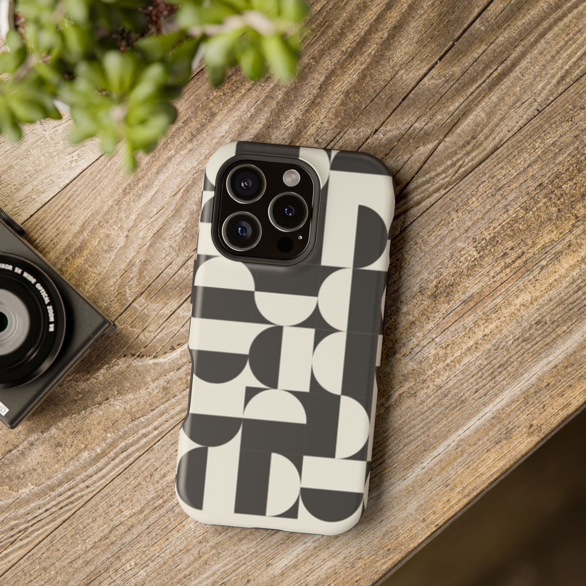Black and White Design Impact-Resistant Case